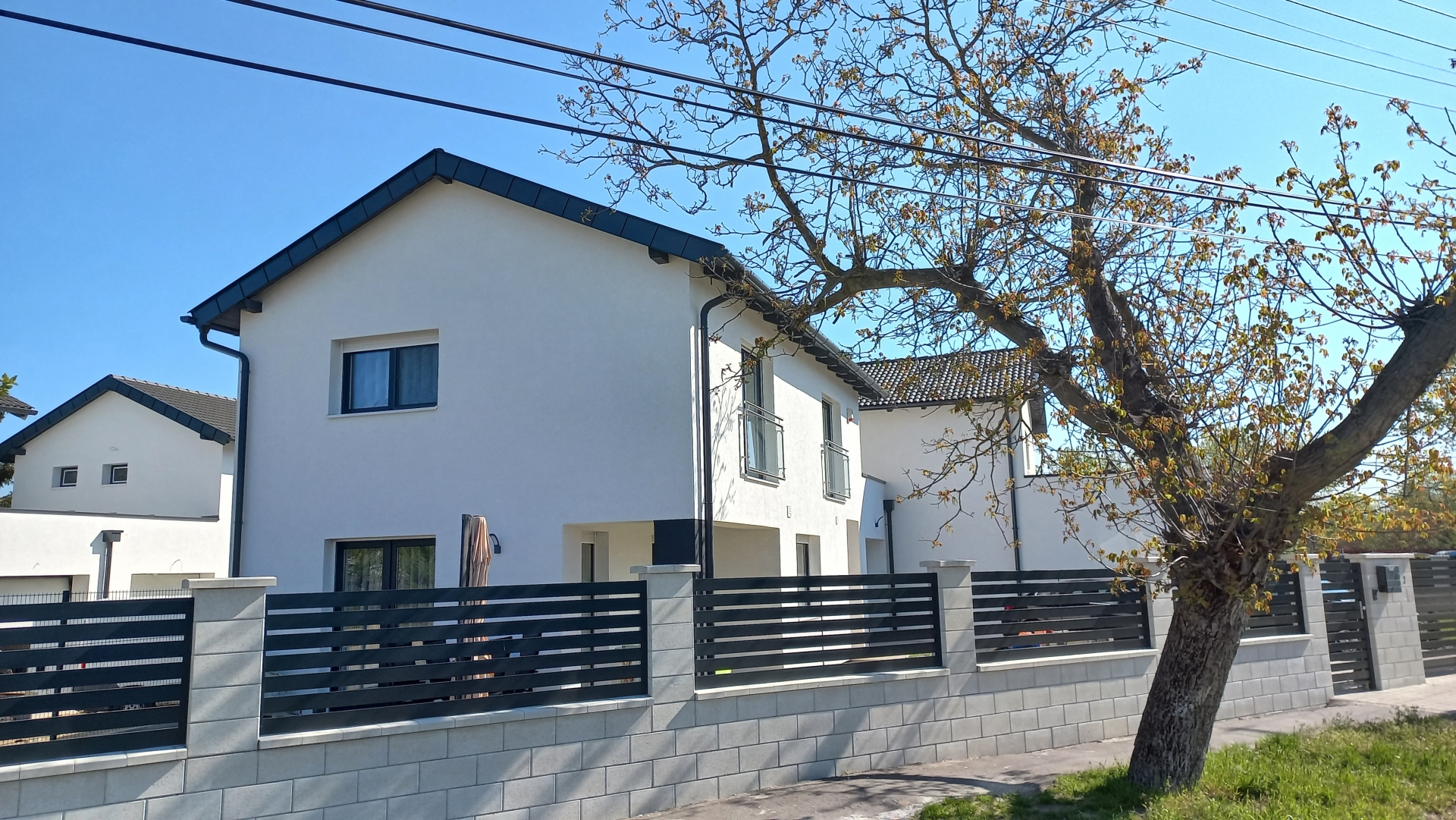 Likócsi társasház